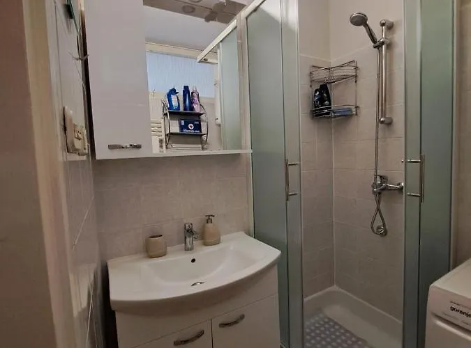 Iadera Apartment