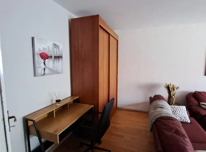 アパート Iadera ザダル